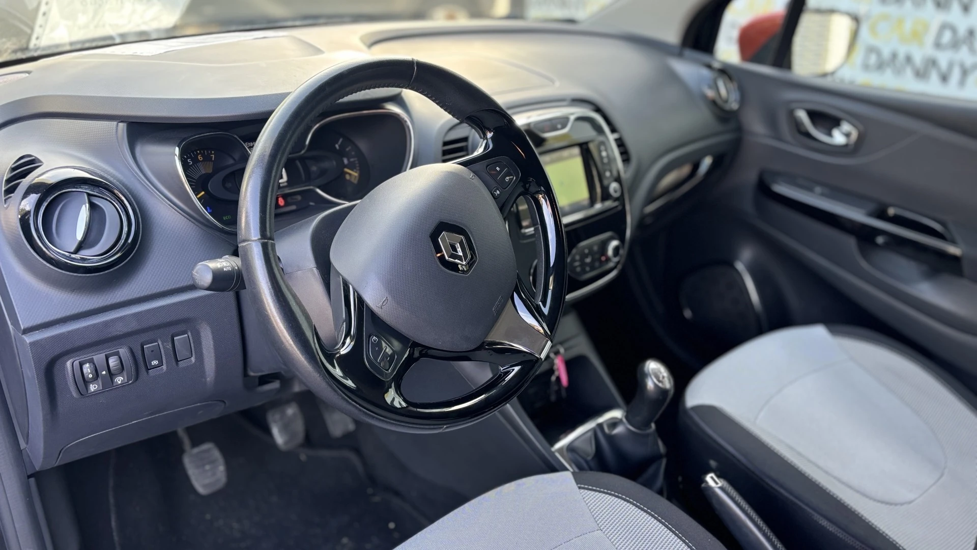 Renault Captur 0.9 TCE Exclusive XMOD
