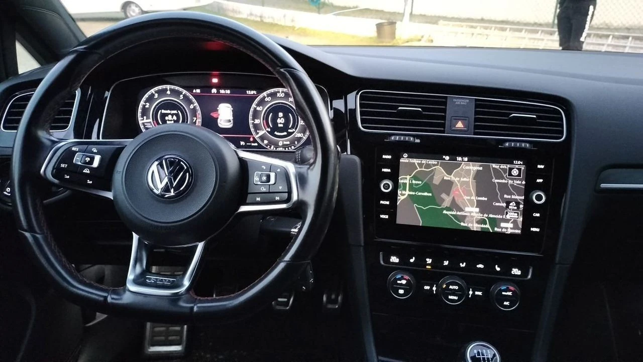 VW Golf GTI (BlueMotion ) Performance
