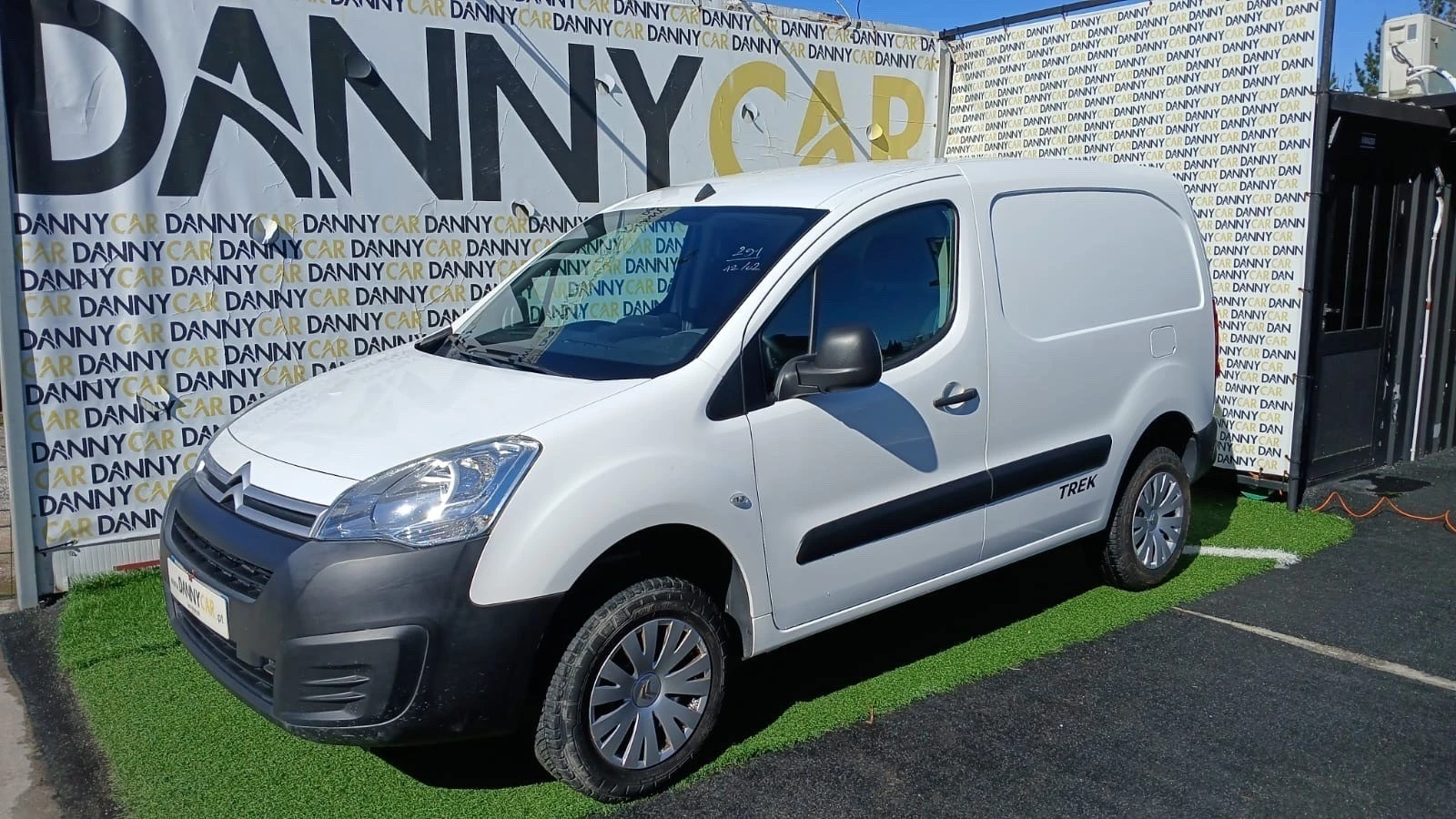 Citroën Berlingo Outro