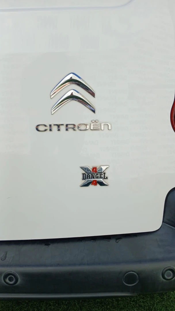 Citroën Berlingo Outro