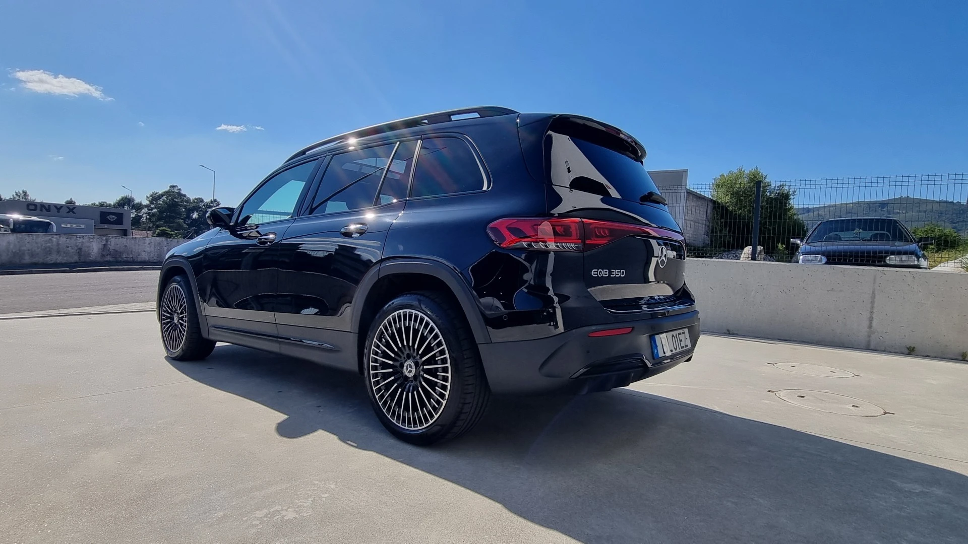 Mercedes-Benz EQB 350  4Matic AMG