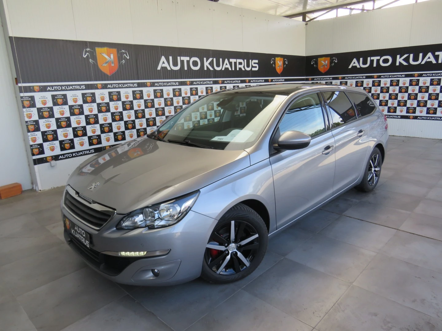 Peugeot 308 SW 1.6 HDI PANORAMICO