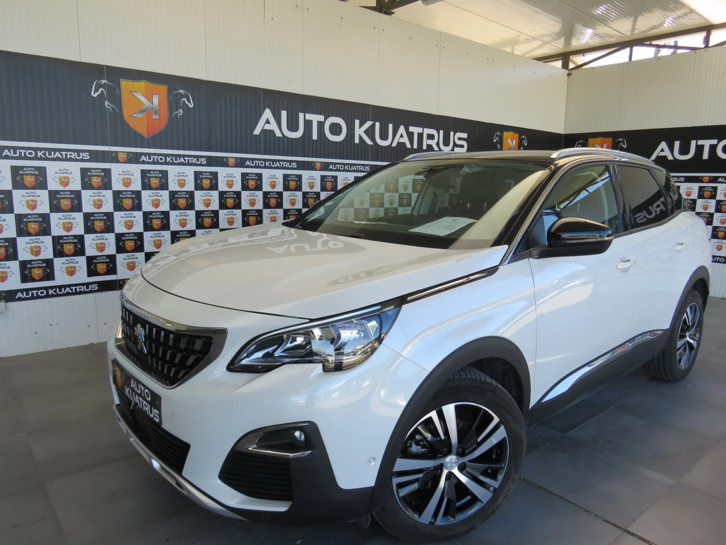Peugeot 3008 1.5 BlueHDi Allure EAT8