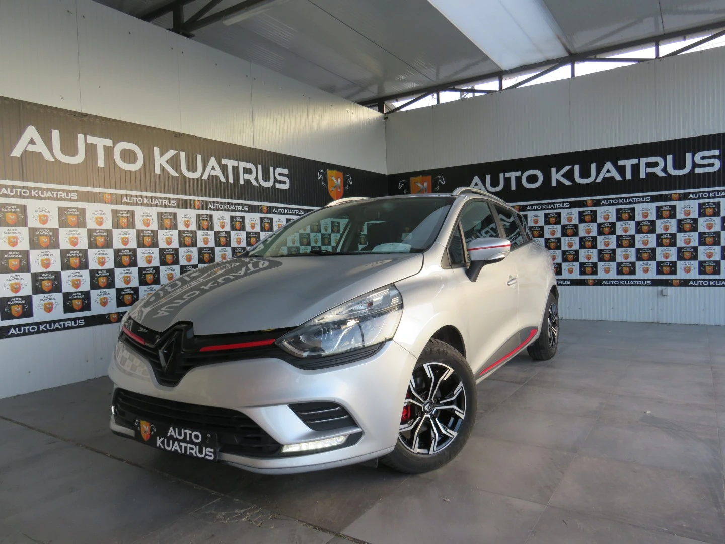 Renault Clio Sport Tourer 1.5 dCi Limited