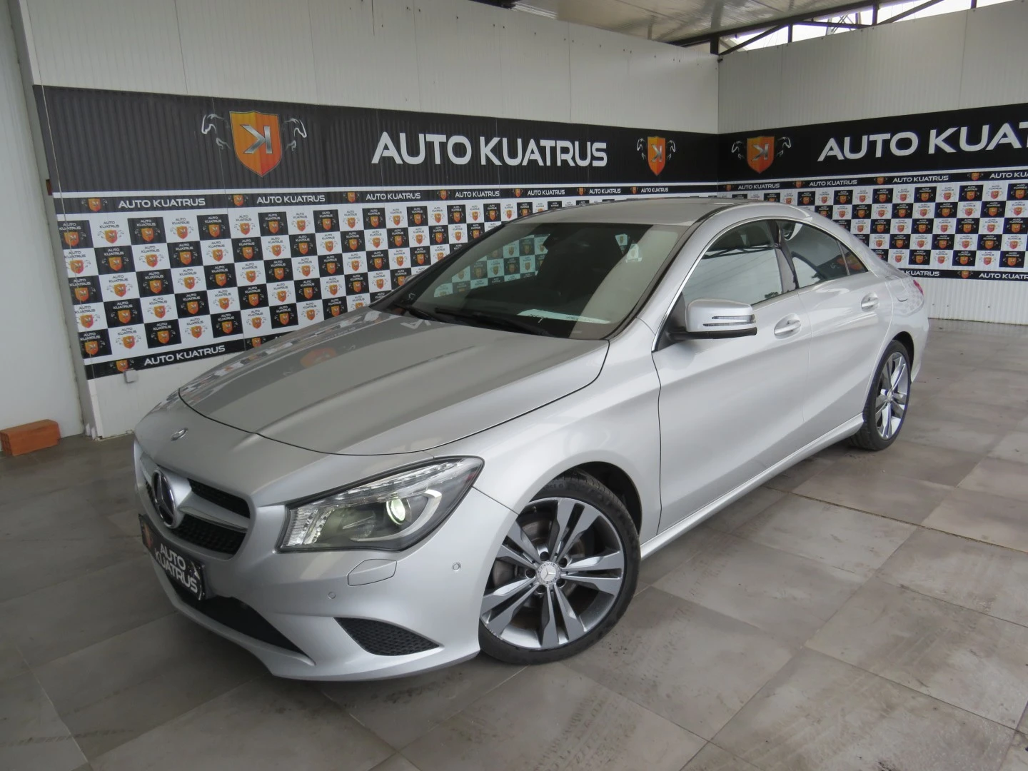 Mercedes-Benz CLA 180 180 D