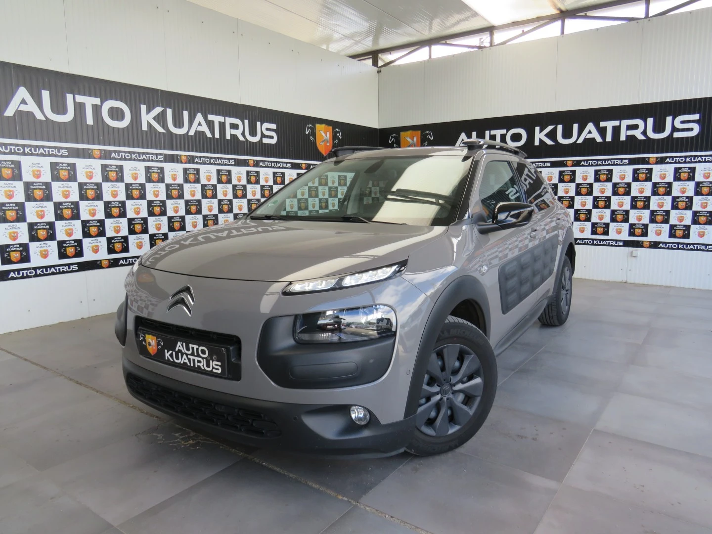 Citroën C4 Cactus 1.6 HDI PANORAMICO