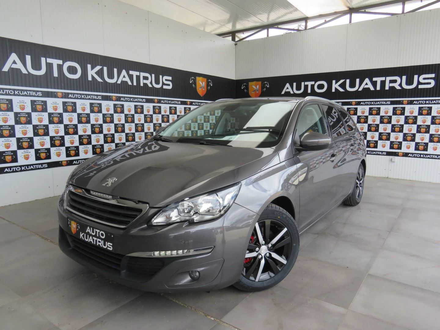 Peugeot 308 SW 1.6 HDI PANORÂMICO