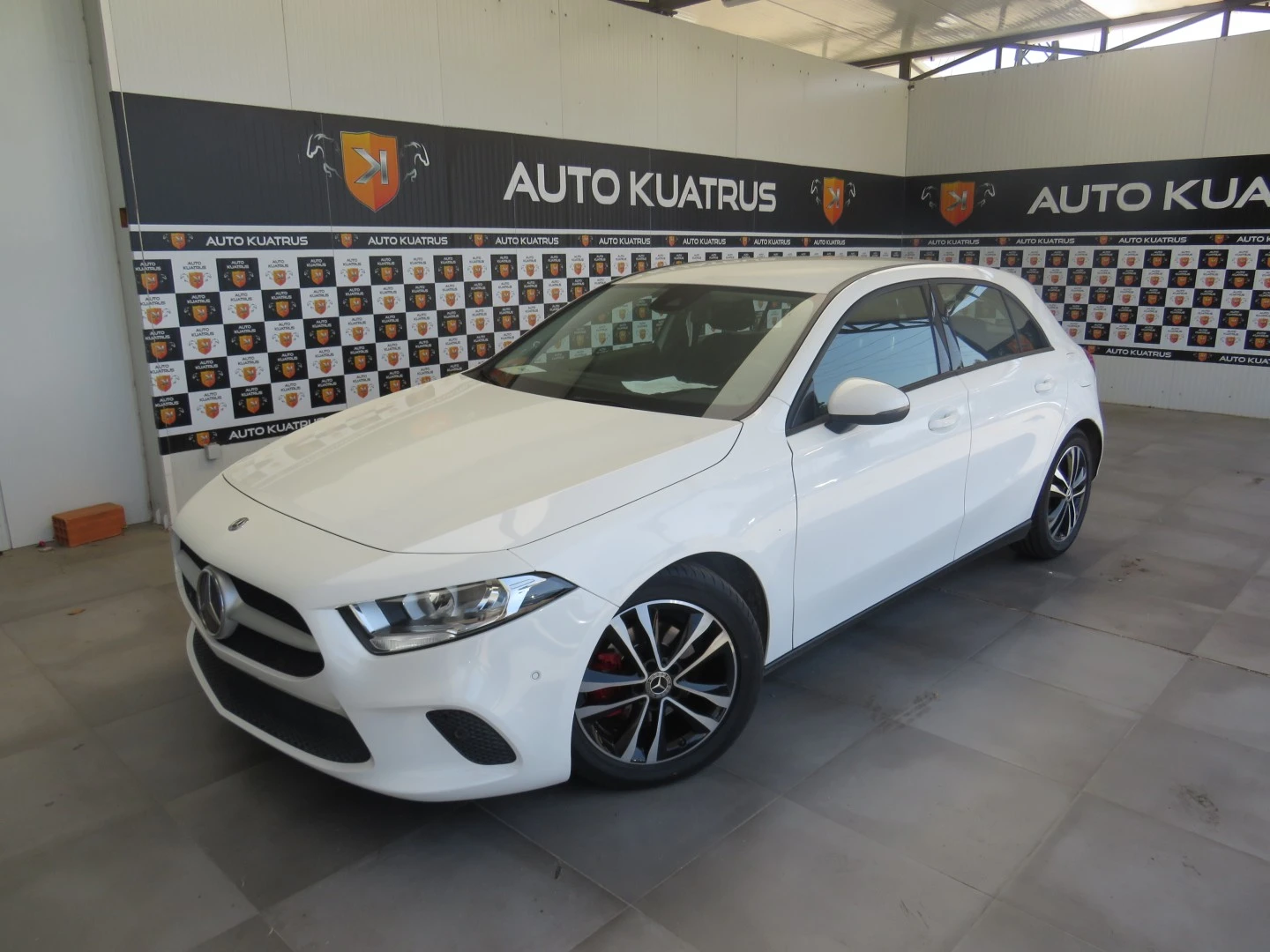 Mercedes-Benz A 180 d Business Solutions Aut.