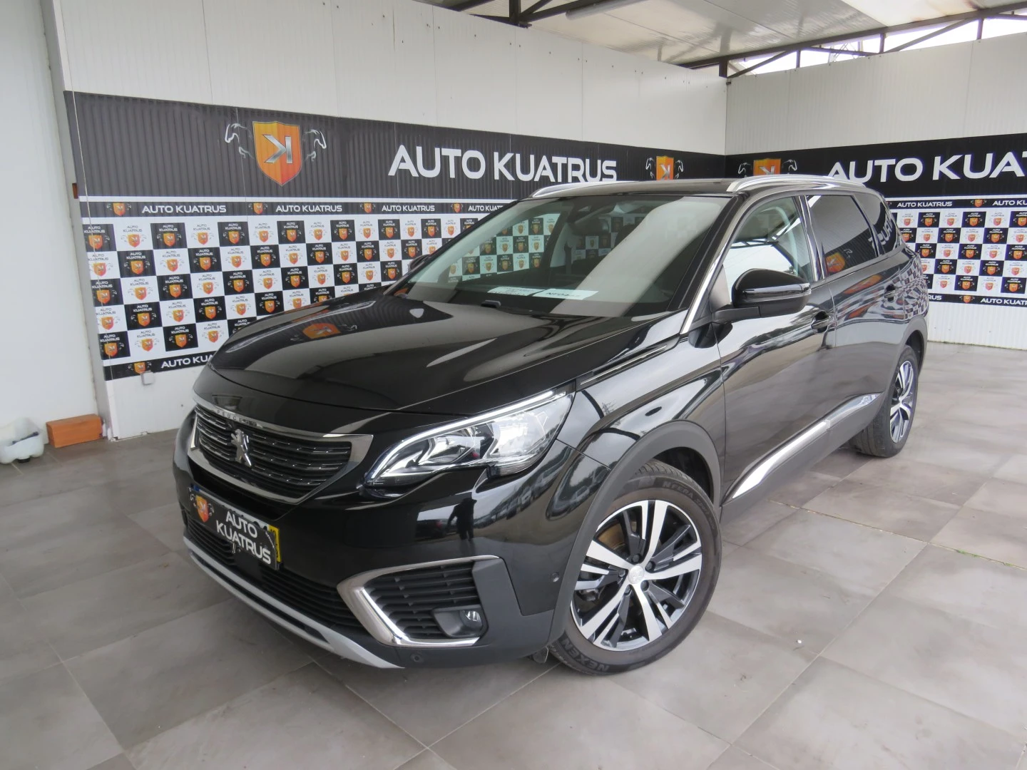 Peugeot 5008 1.5 BlueHDi Allure