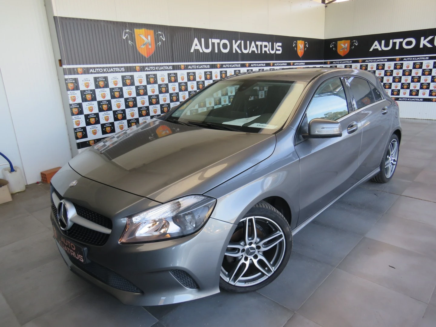 Mercedes-Benz A 180 180 D