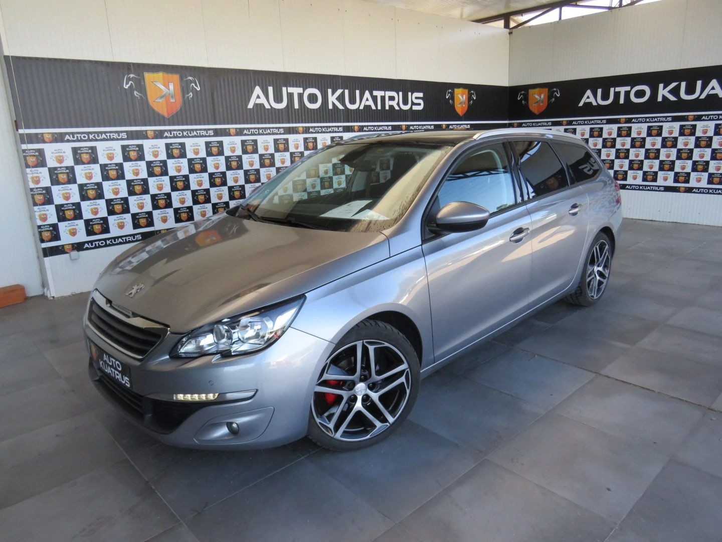 Peugeot 308 SW 1.6 HDI PANORAMICO