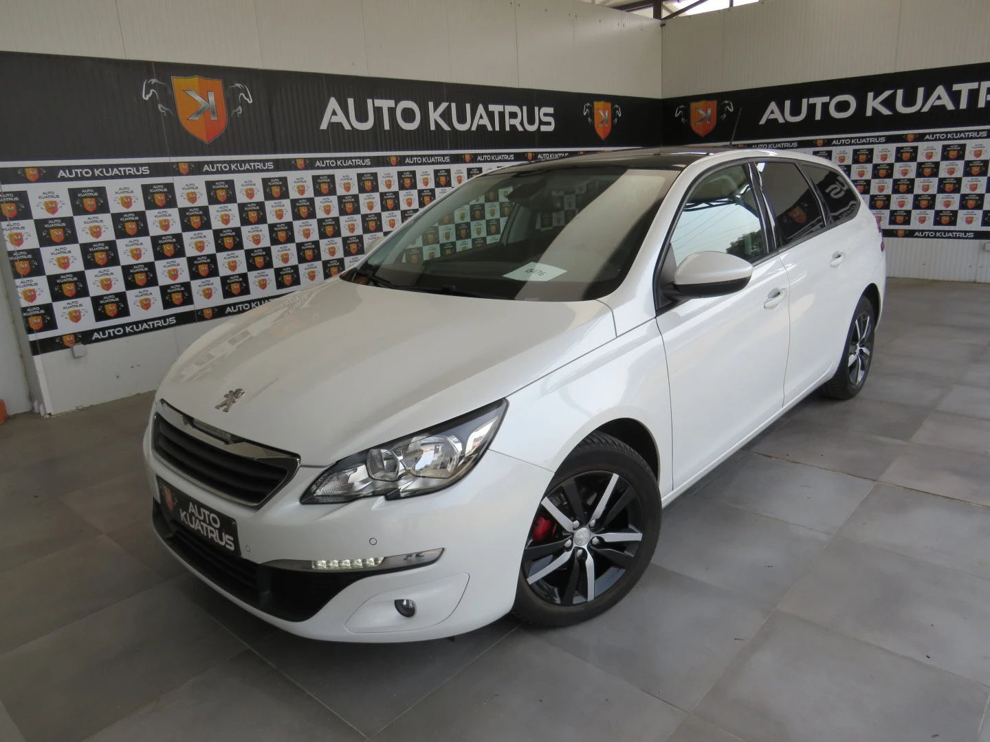 Peugeot 308 SW 1.5 HDI PANORAMICO