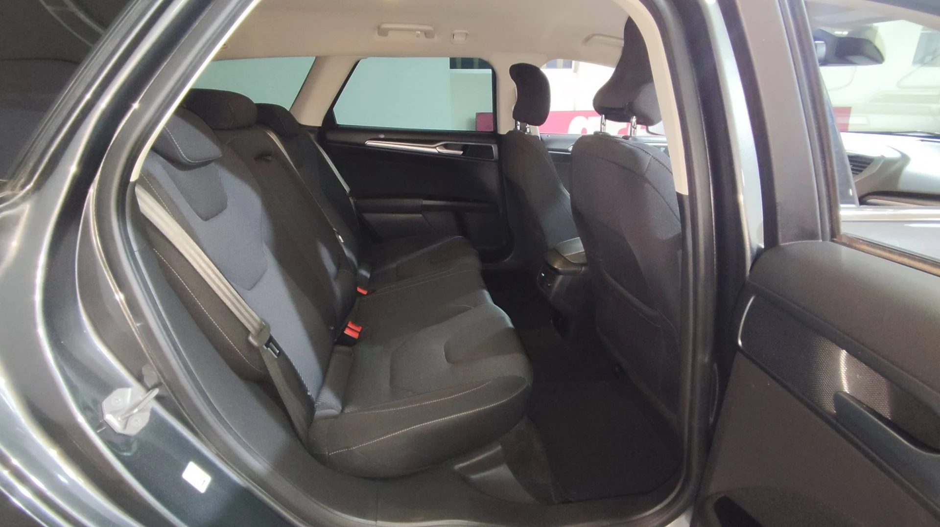 Ford Mondeo SW 1.5 TDCi Titanium