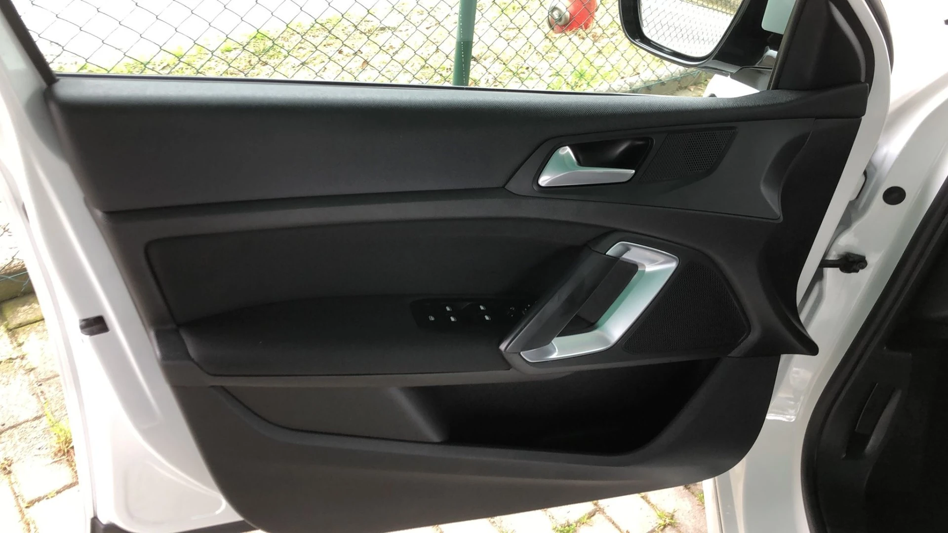 Peugeot 308 1.6 BlueHDi Active J17