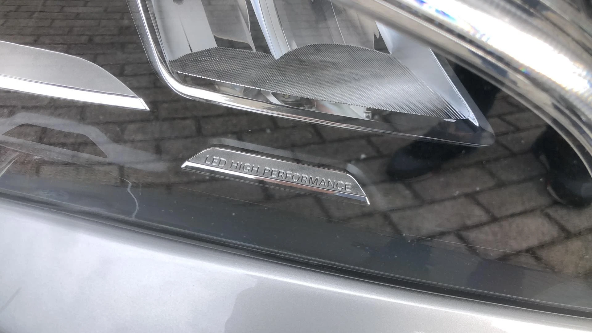 Mercedes-Benz CLA 200 AMG