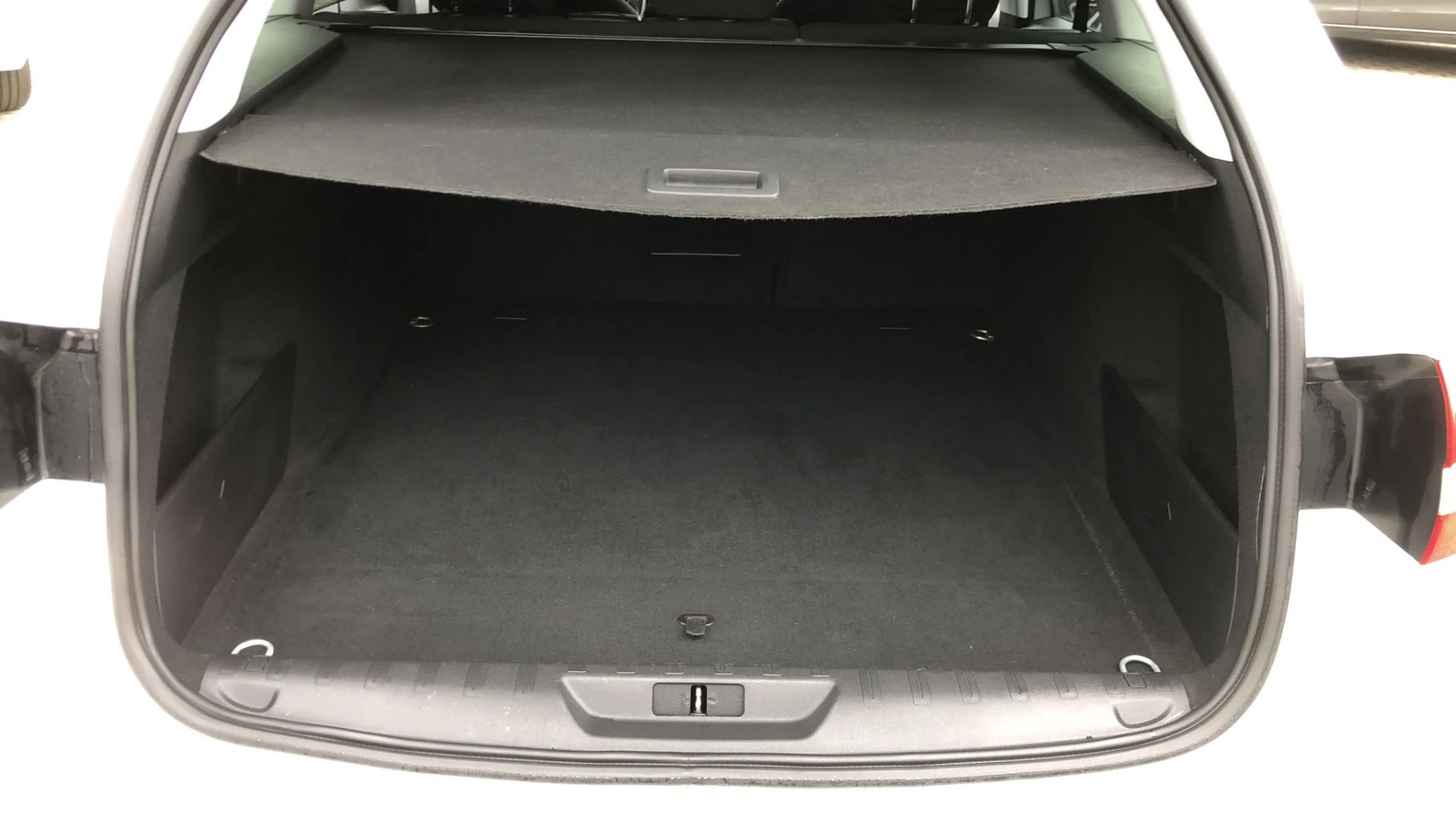 Peugeot 308 1.6 BlueHDi Active J17