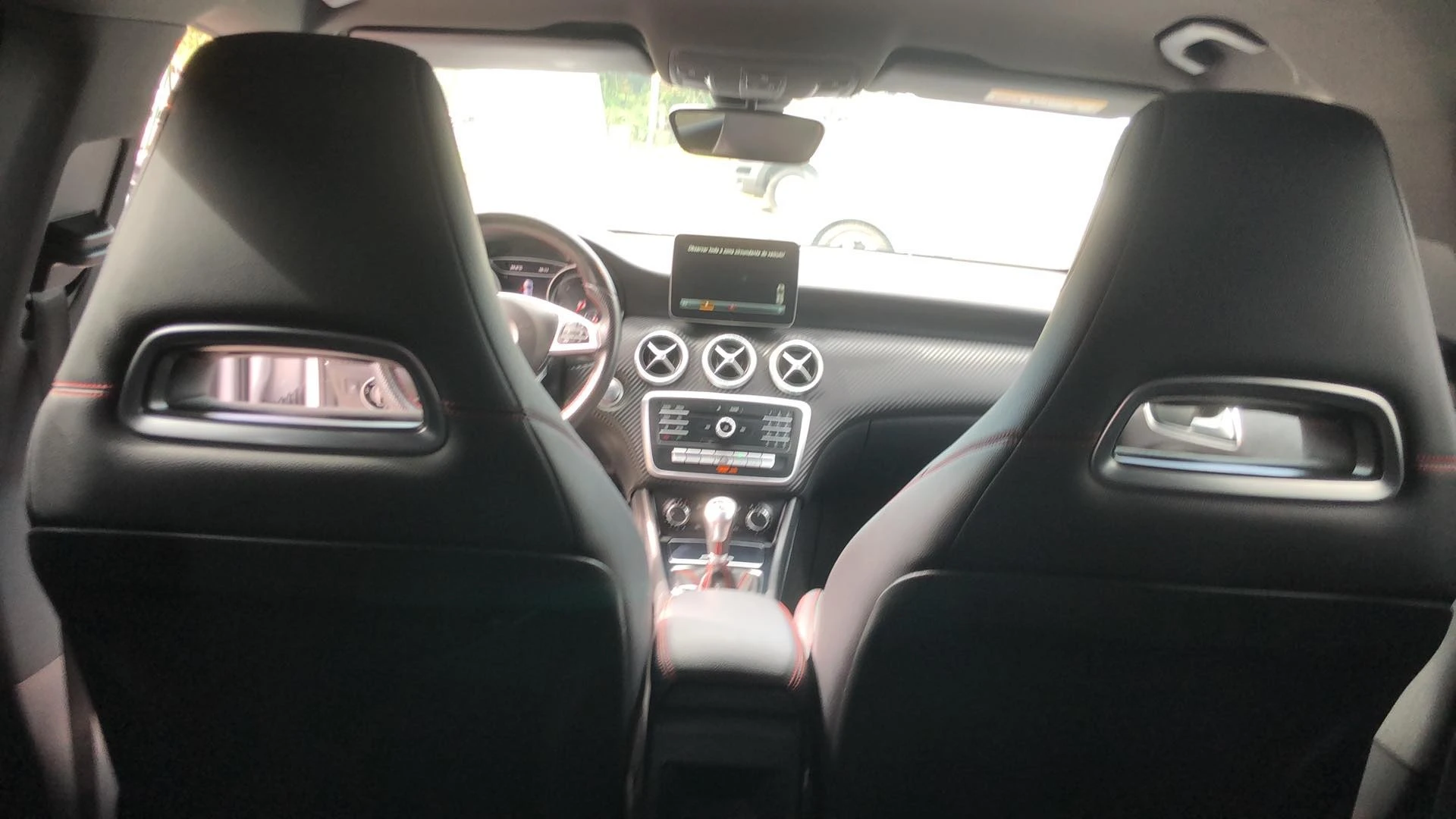Mercedes-Benz CLA 200 AMG