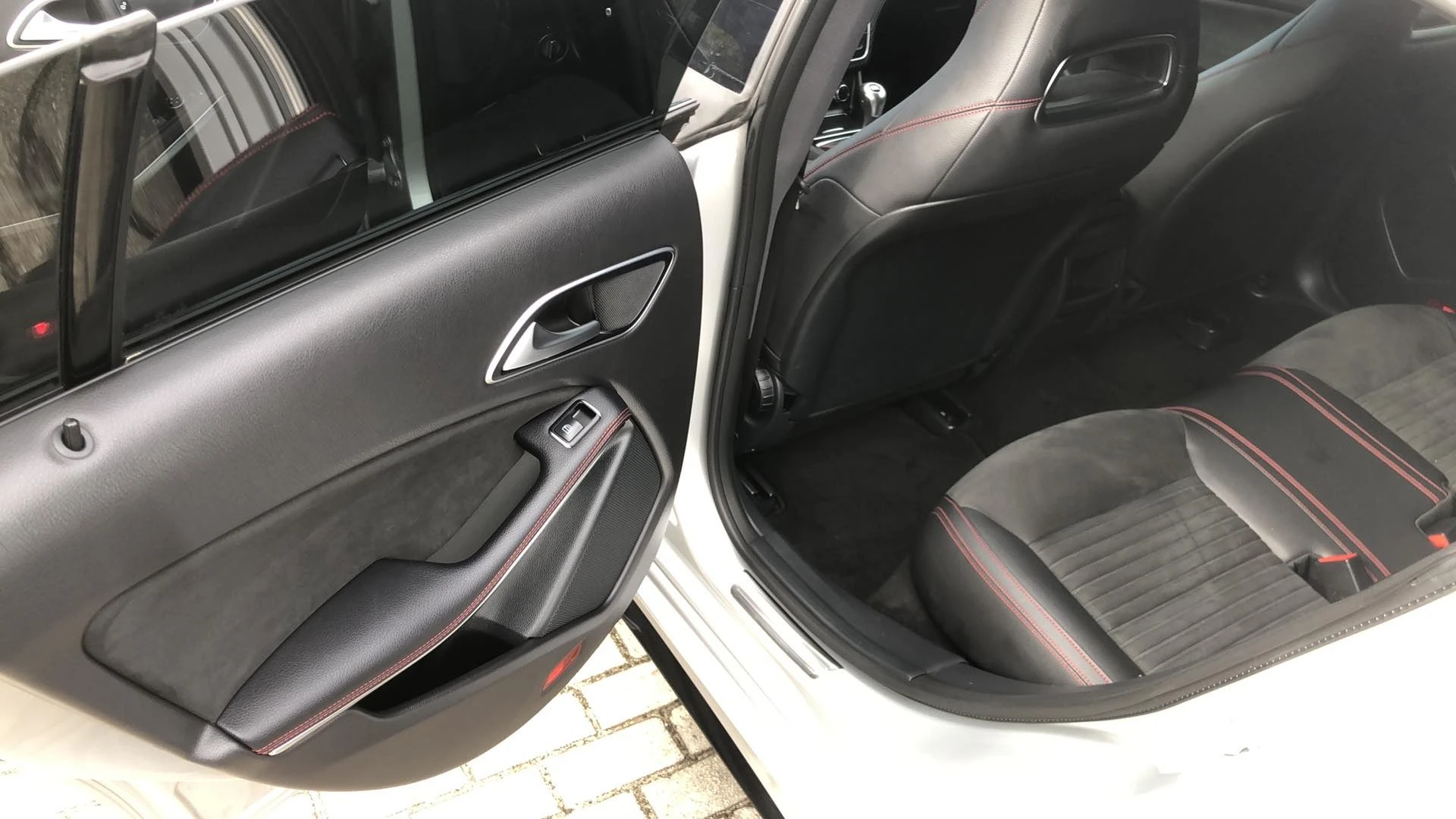 Mercedes-Benz CLA 200 AMG