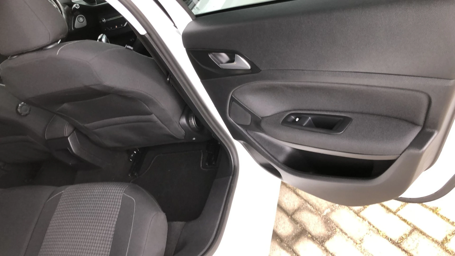 Peugeot 308 1.6 BlueHDi Active J17