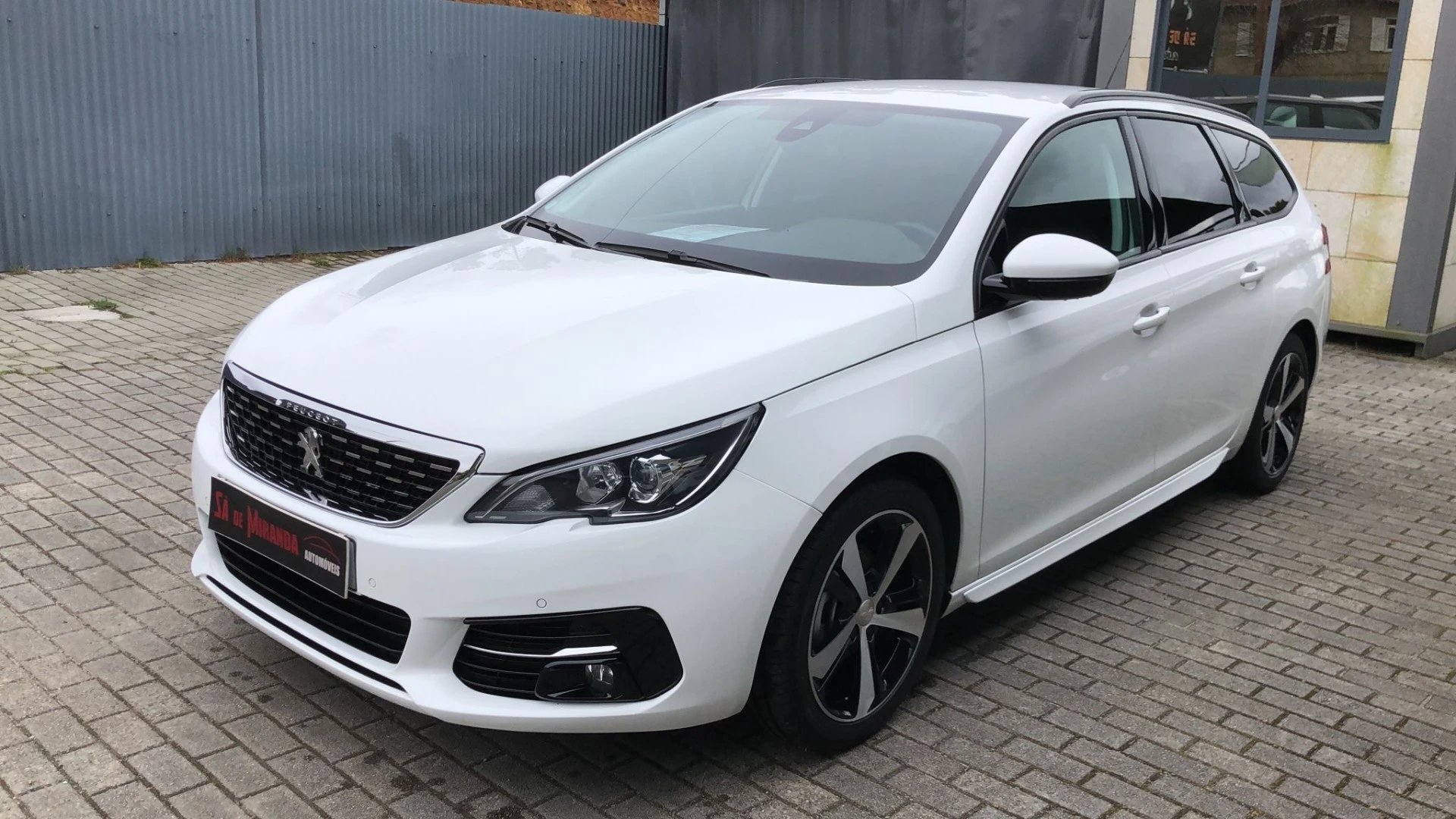 Peugeot 308 1.6 BlueHDi Active J17