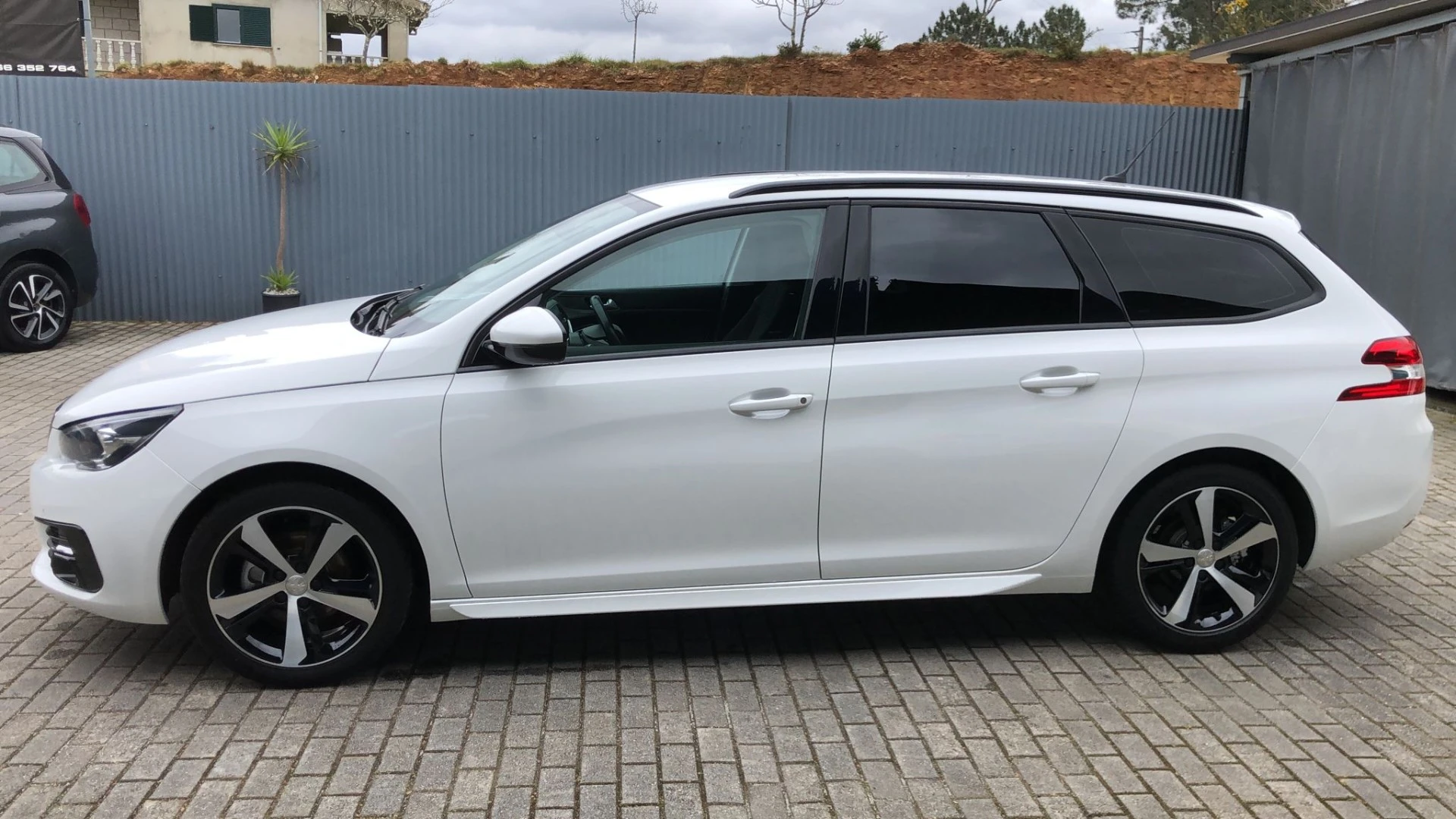 Peugeot 308 1.6 BlueHDi Active J17