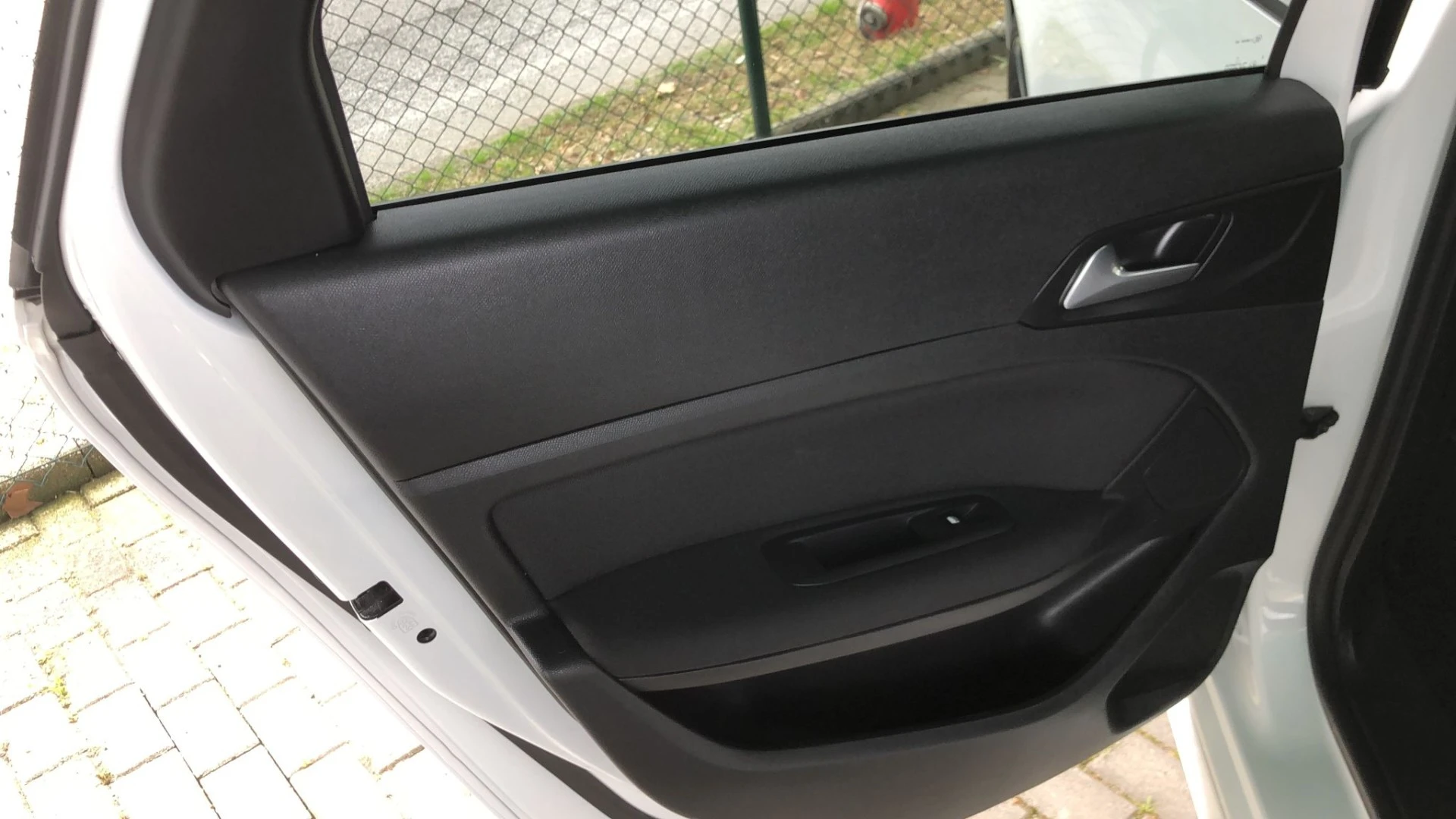 Peugeot 308 1.6 BlueHDi Active J17
