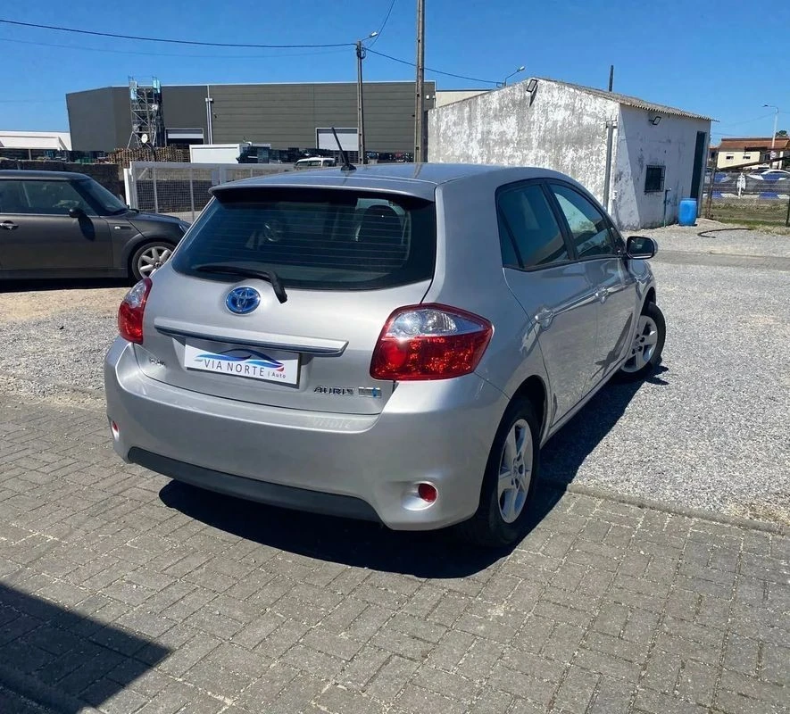 Toyota Auris 1.8 HSD P.Te.+17+E.Al.+Navi