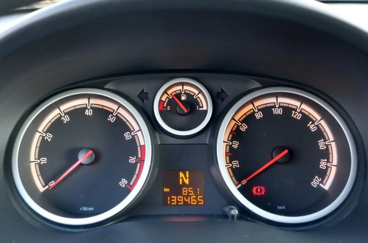 Opel Corsa 1.2 Enjoy Easytronic