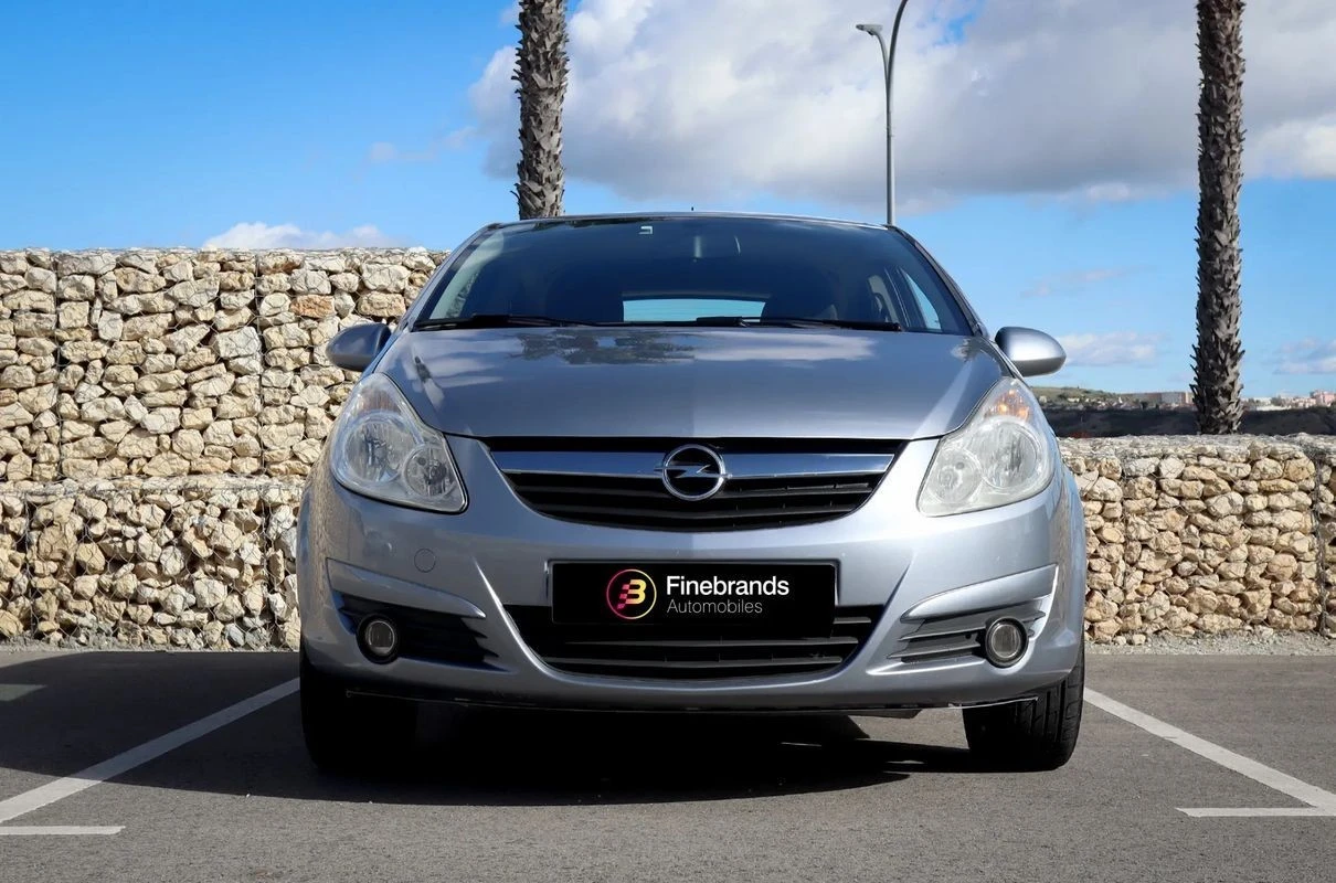 Opel Corsa 1.2 Enjoy Easytronic