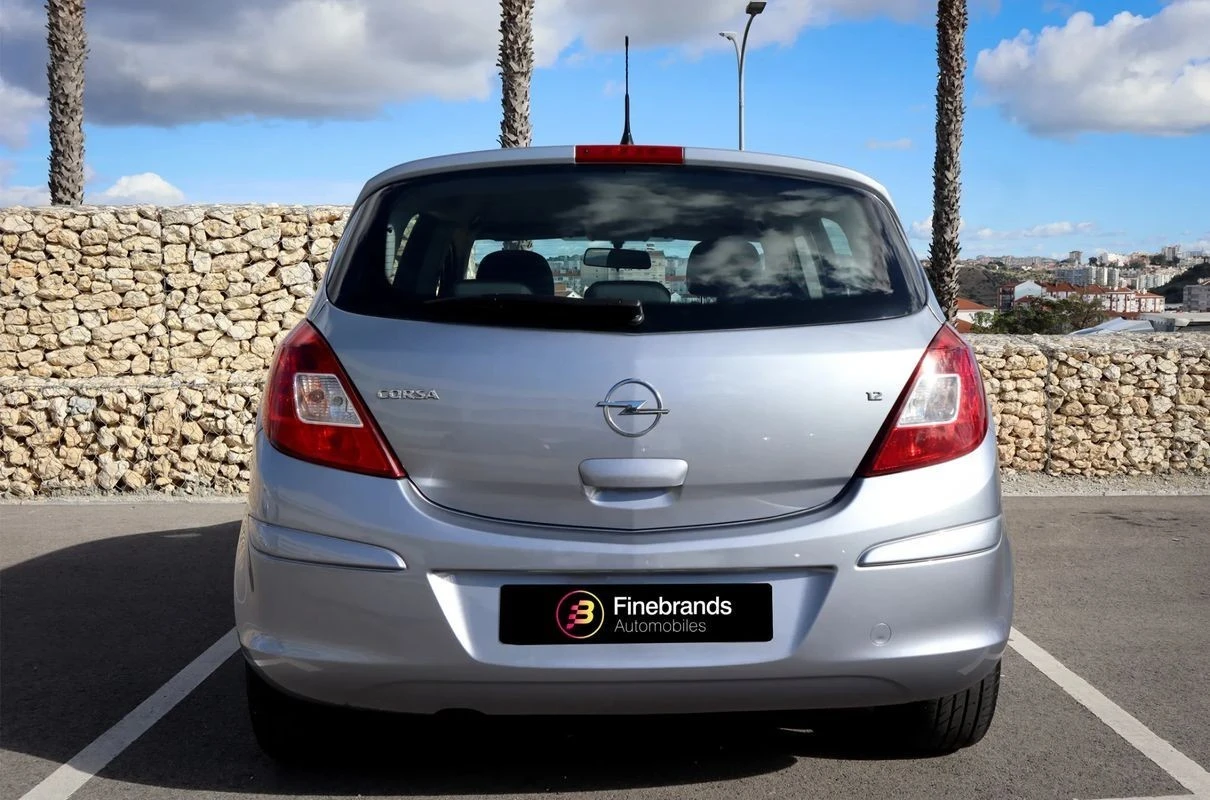 Opel Corsa 1.2 Enjoy Easytronic