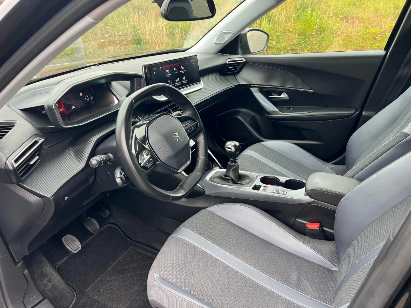 Peugeot 2008 1.2 PureTech Allure Pack