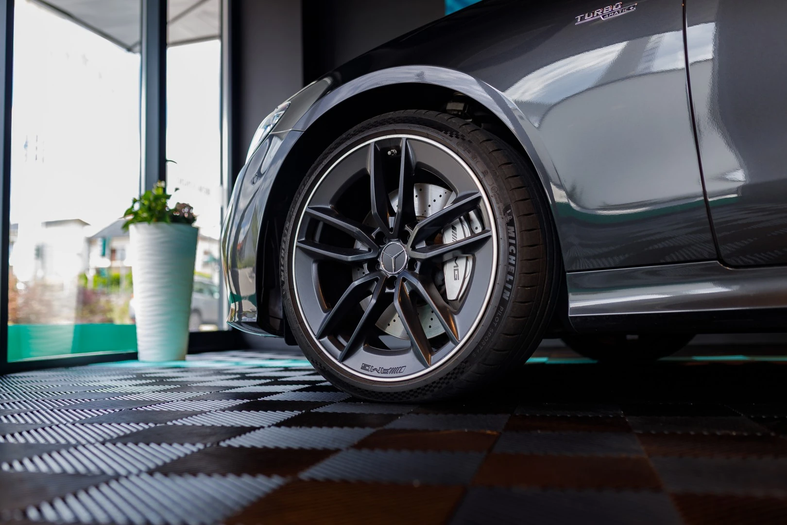Mercedes-Benz E 53 AMG 4-Matic+