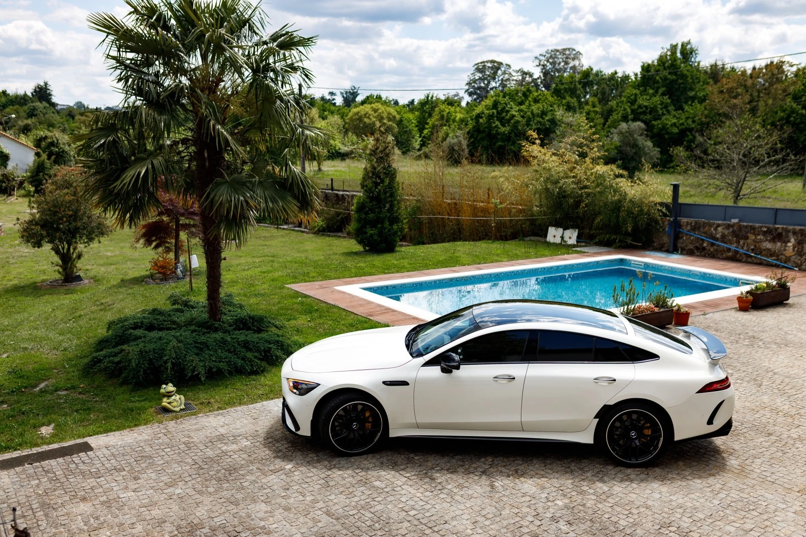 Mercedes-Benz AMG GT 63 s 4MATIC +