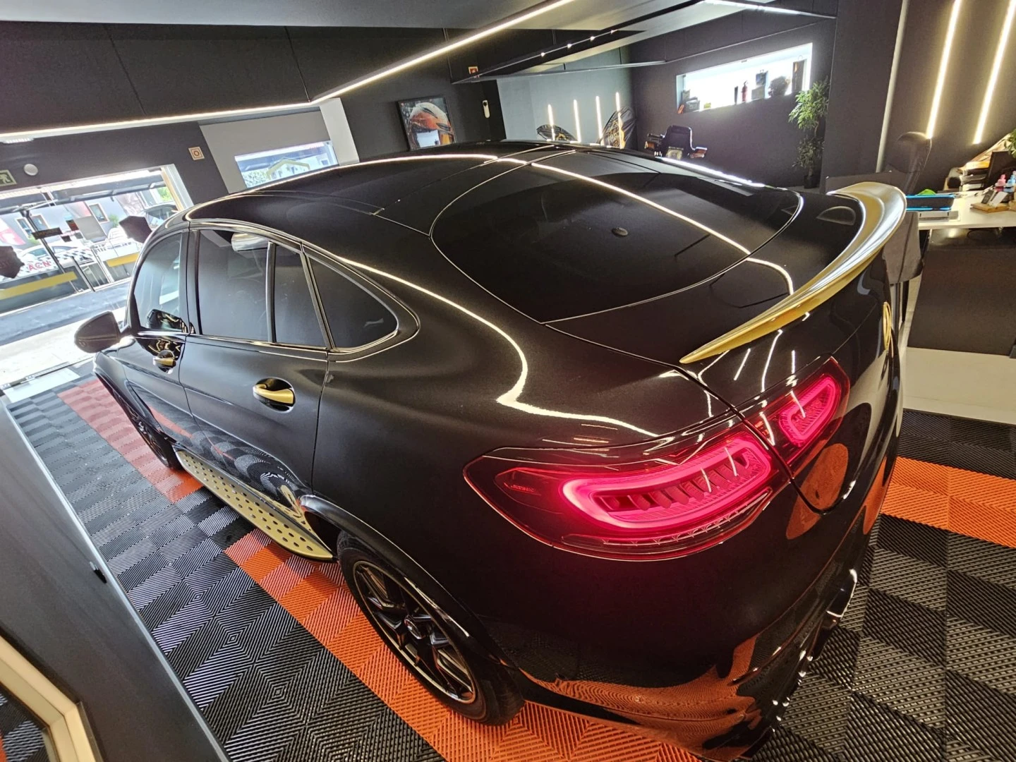 Mercedes-Benz GLC 300 de 4Matic 9G-TRONIC