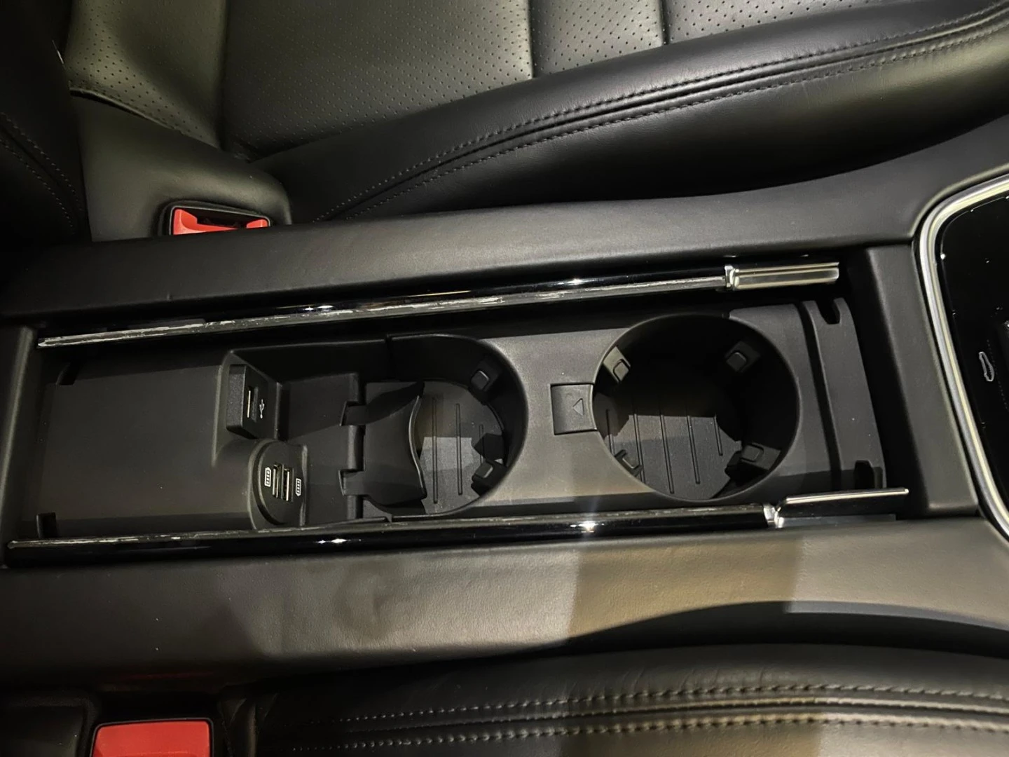 Porsche Panamera 4 E-Hybrid