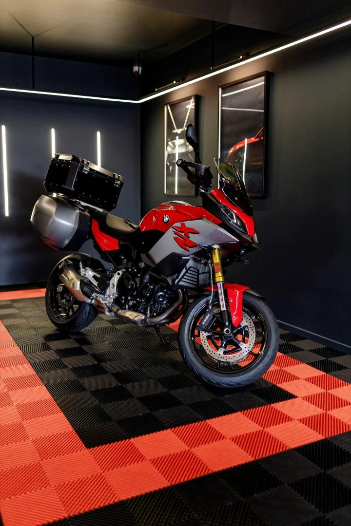 BMW F 900 XR 4R90
