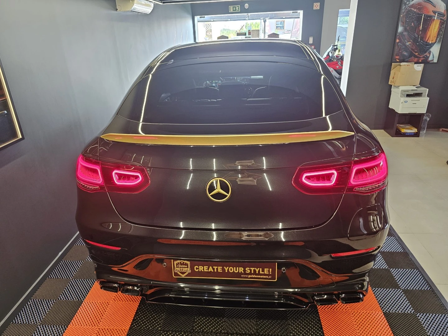Mercedes-Benz GLC 300 de 4Matic 9G-TRONIC