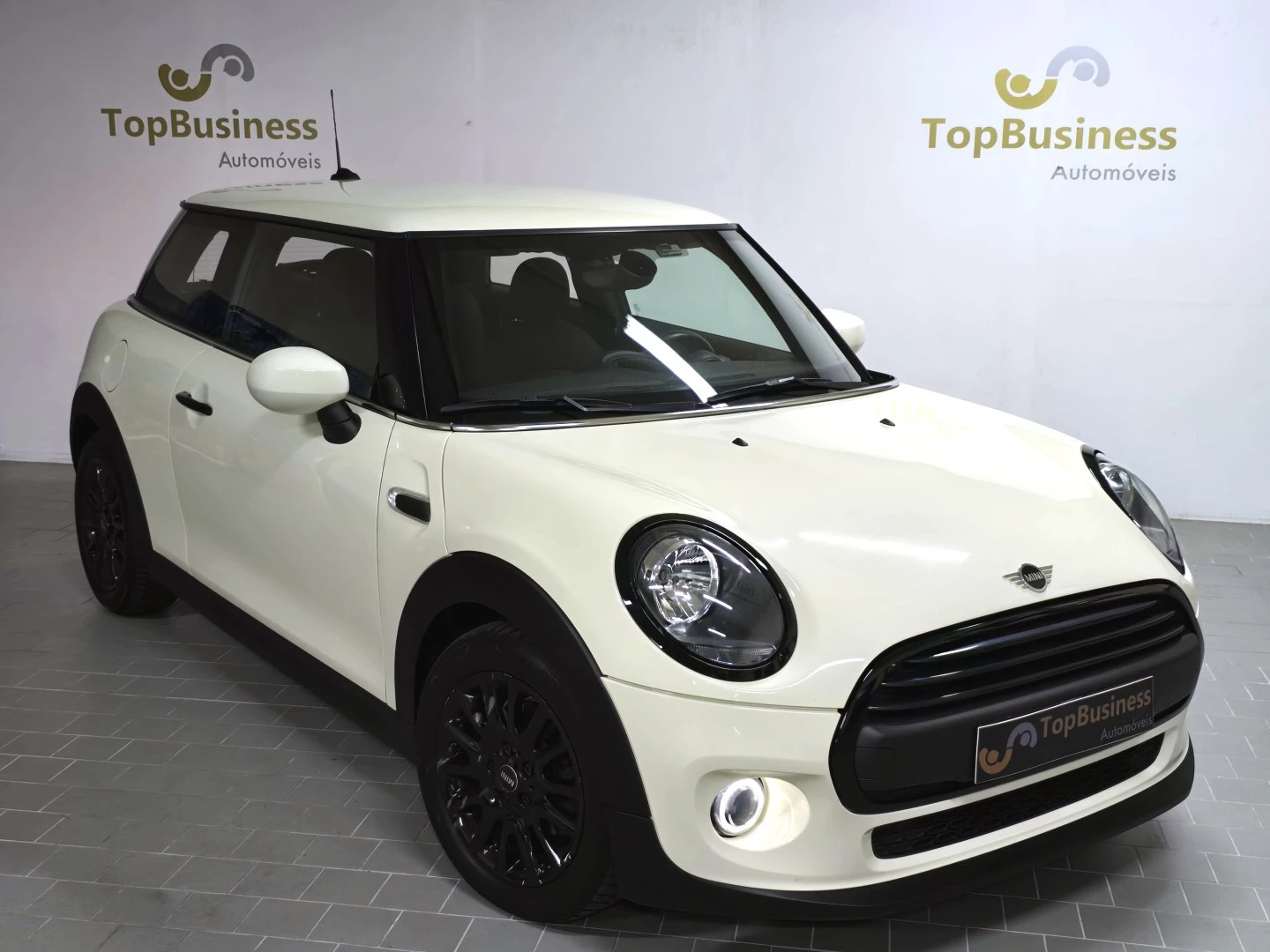 MINI 3 Portas One Auto