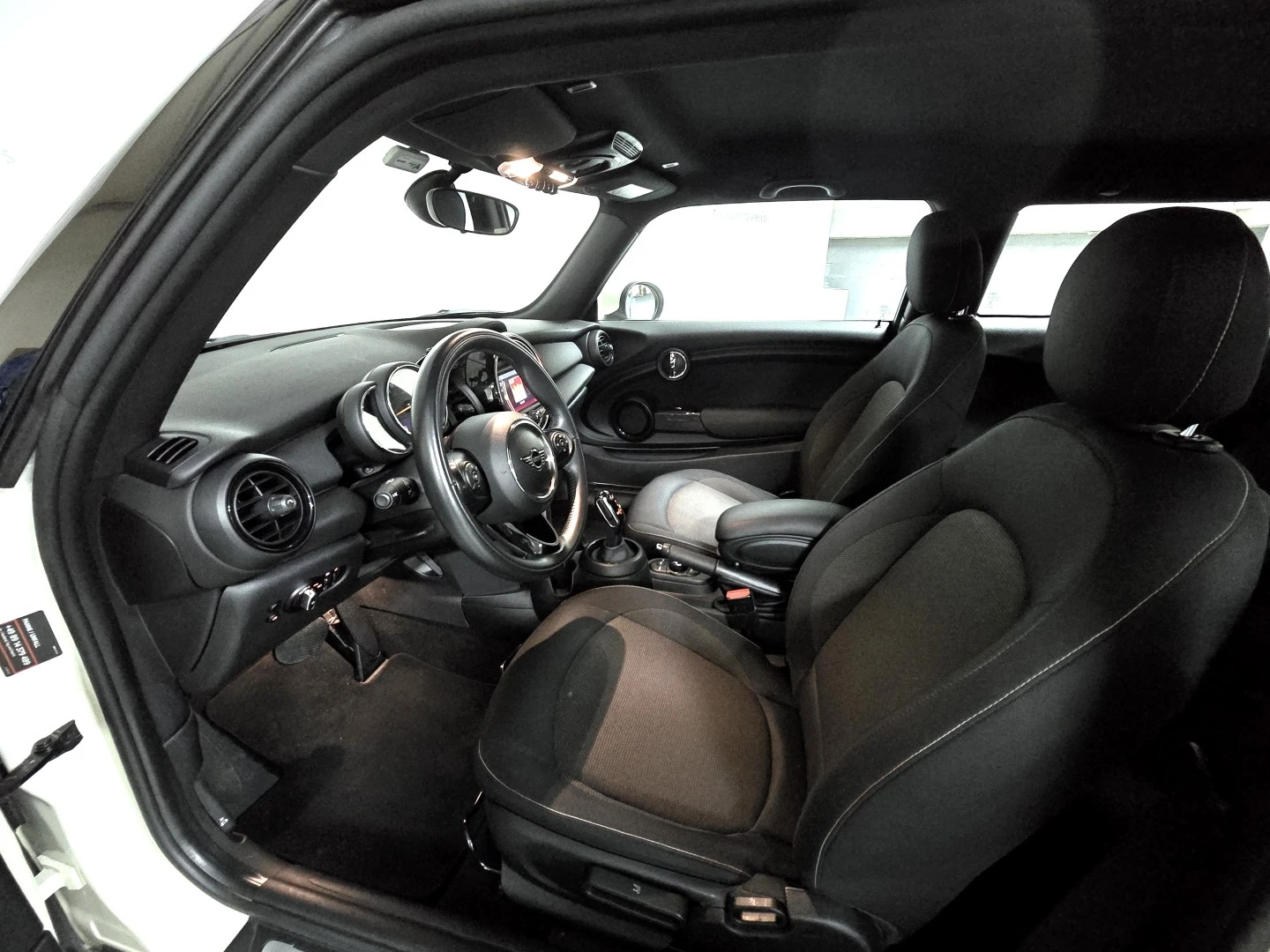 MINI 3 Portas One Auto
