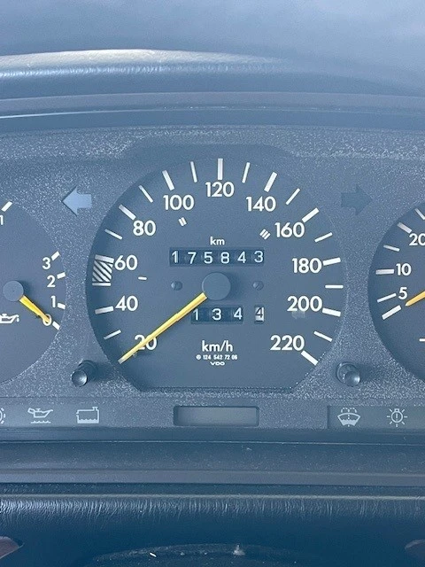 Mercedes-Benz E 200 Elegance
