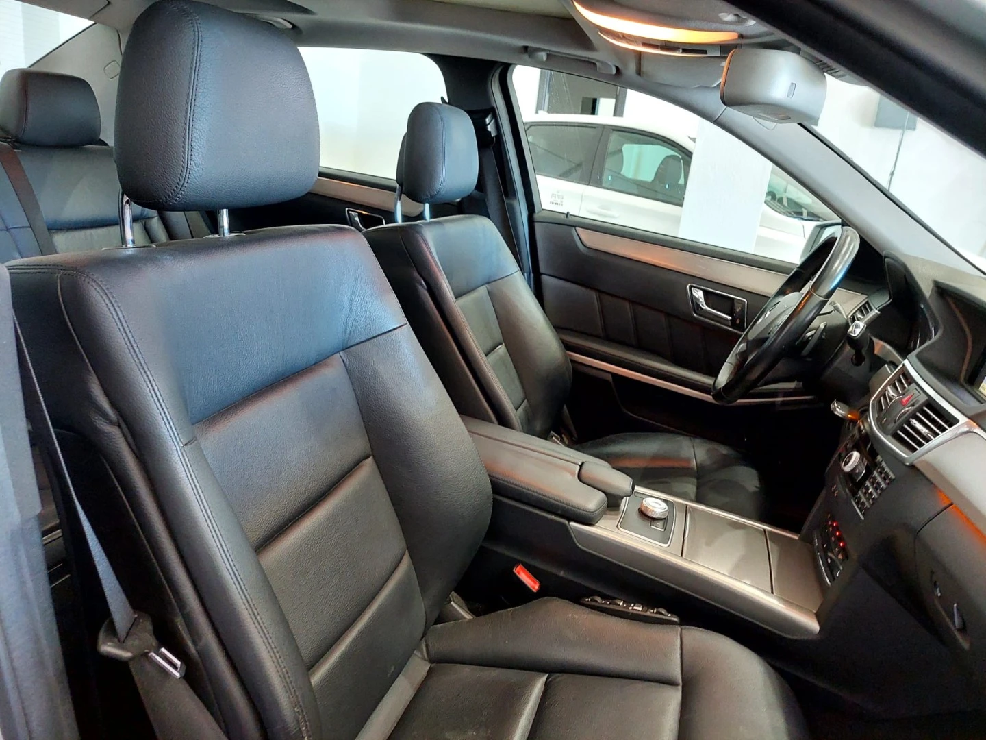 Mercedes-Benz E 350 CDi Avantgarde BlueEfficiency