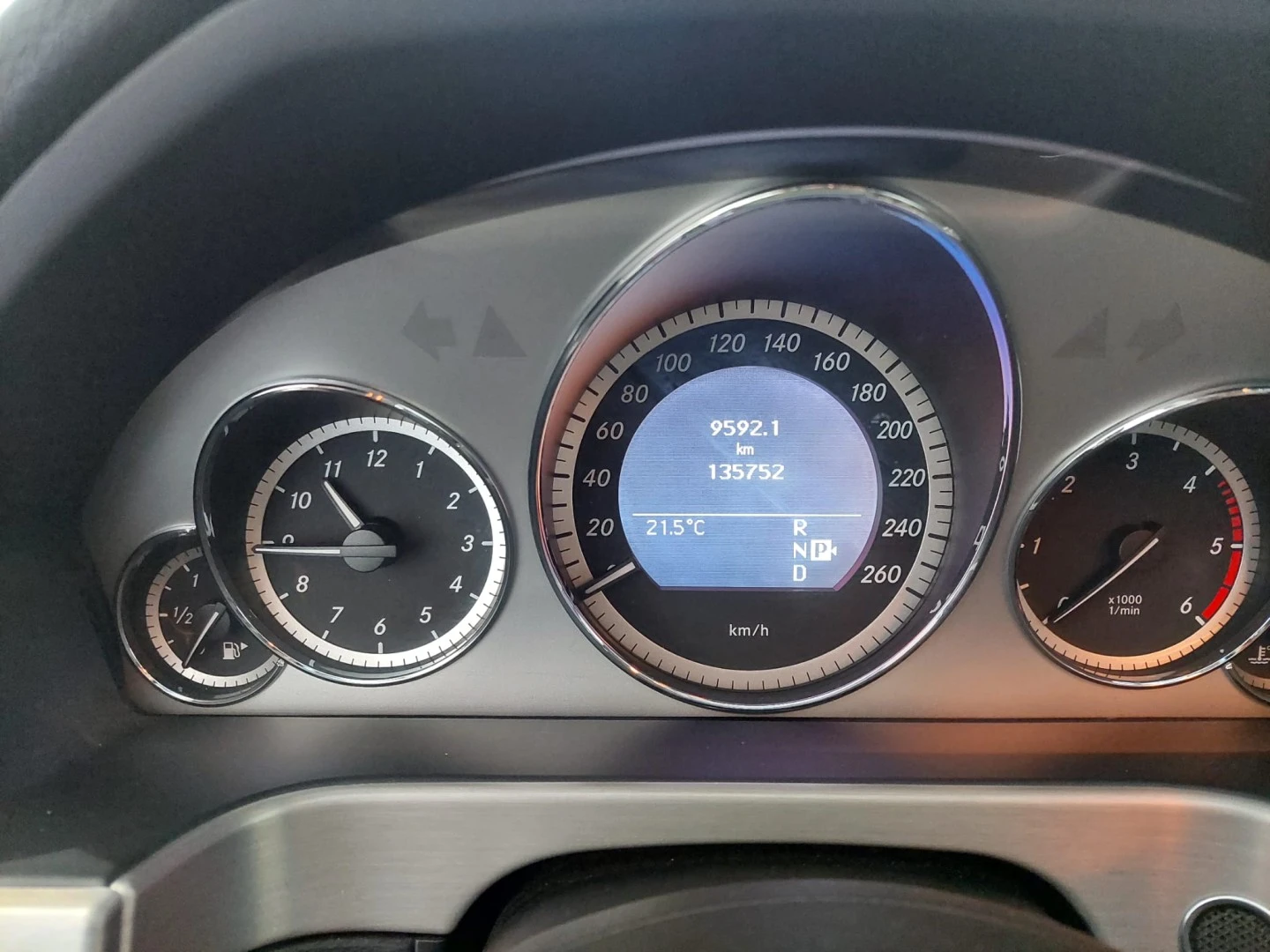 Mercedes-Benz E 350 CDi Avantgarde BlueEfficiency