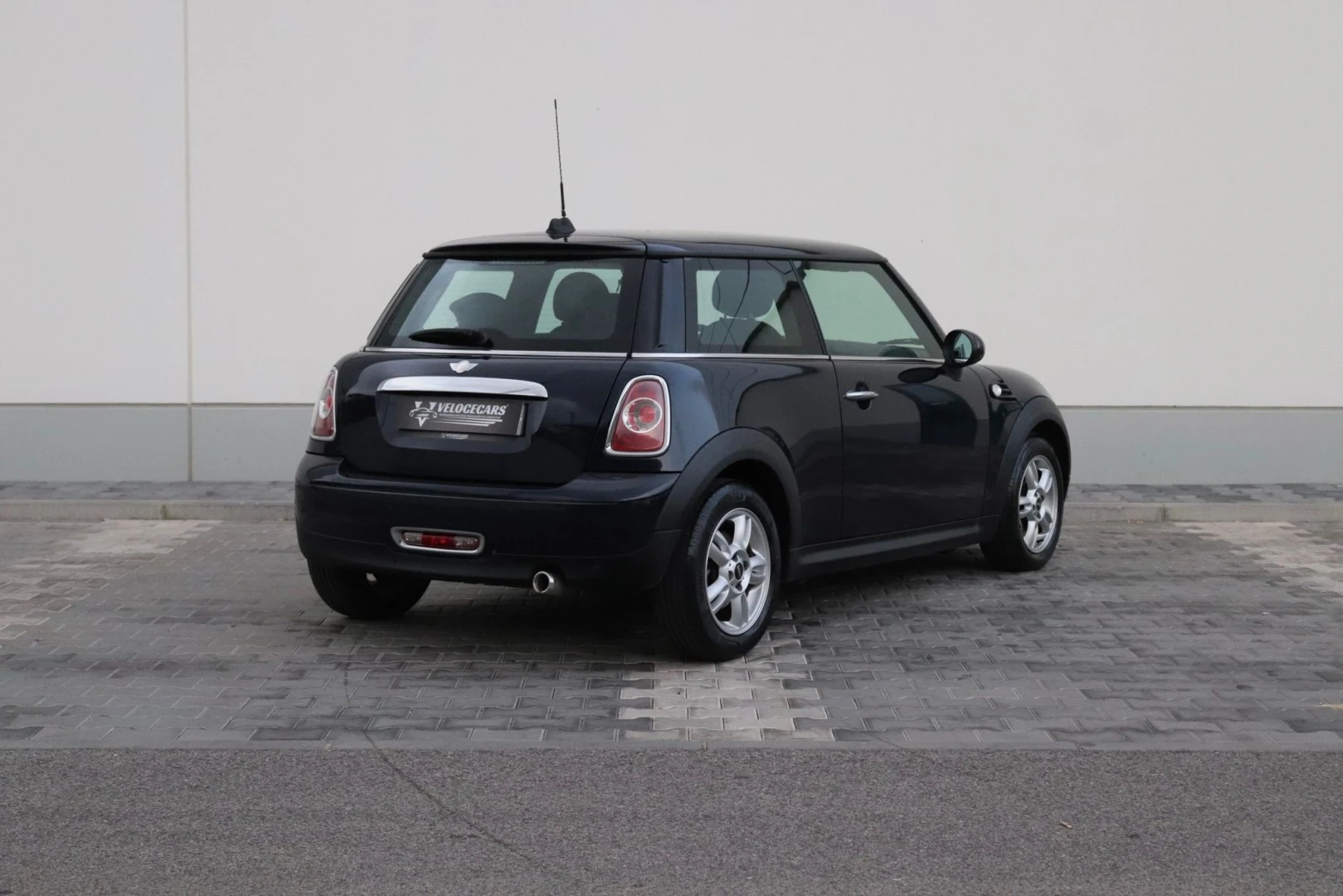 MINI 3 Portas One D