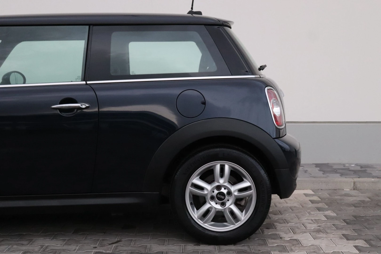 MINI 3 Portas One D