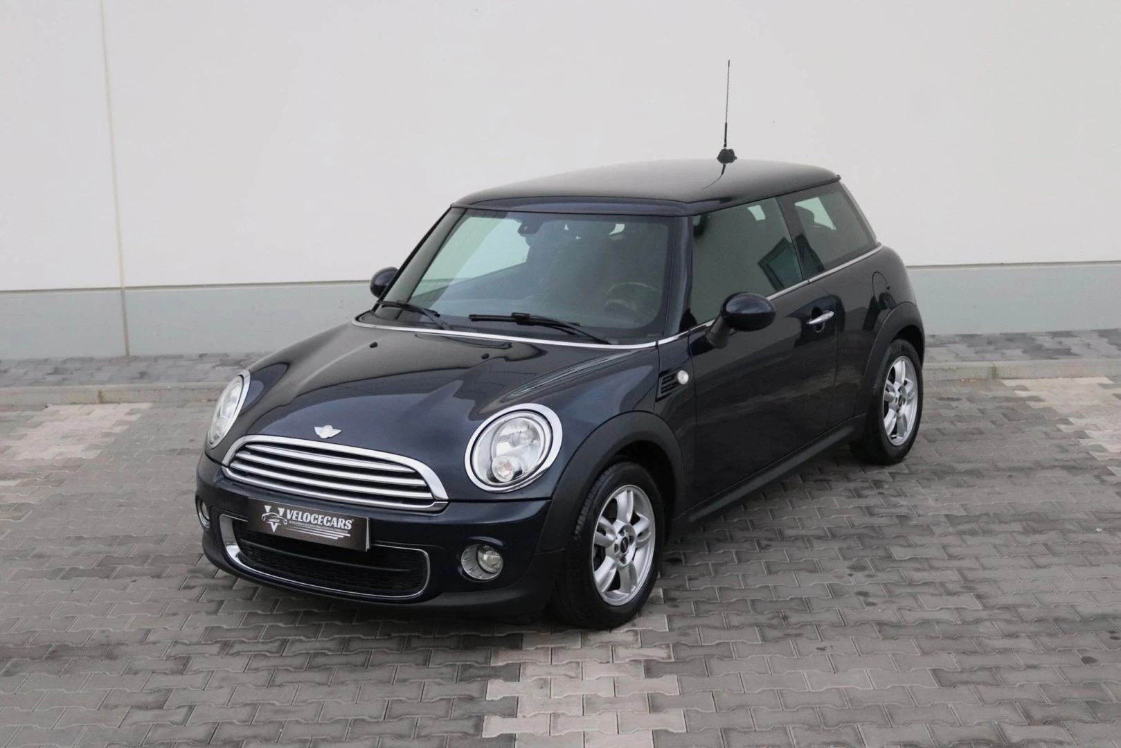 MINI 3 Portas One D