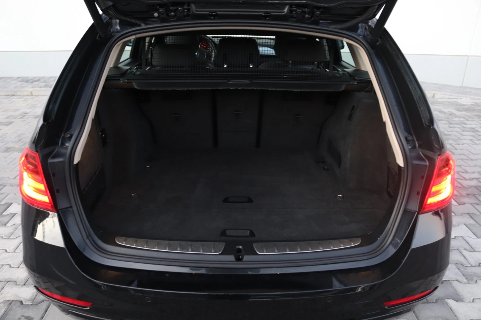 BMW 318 d Touring xDrive Line Sport