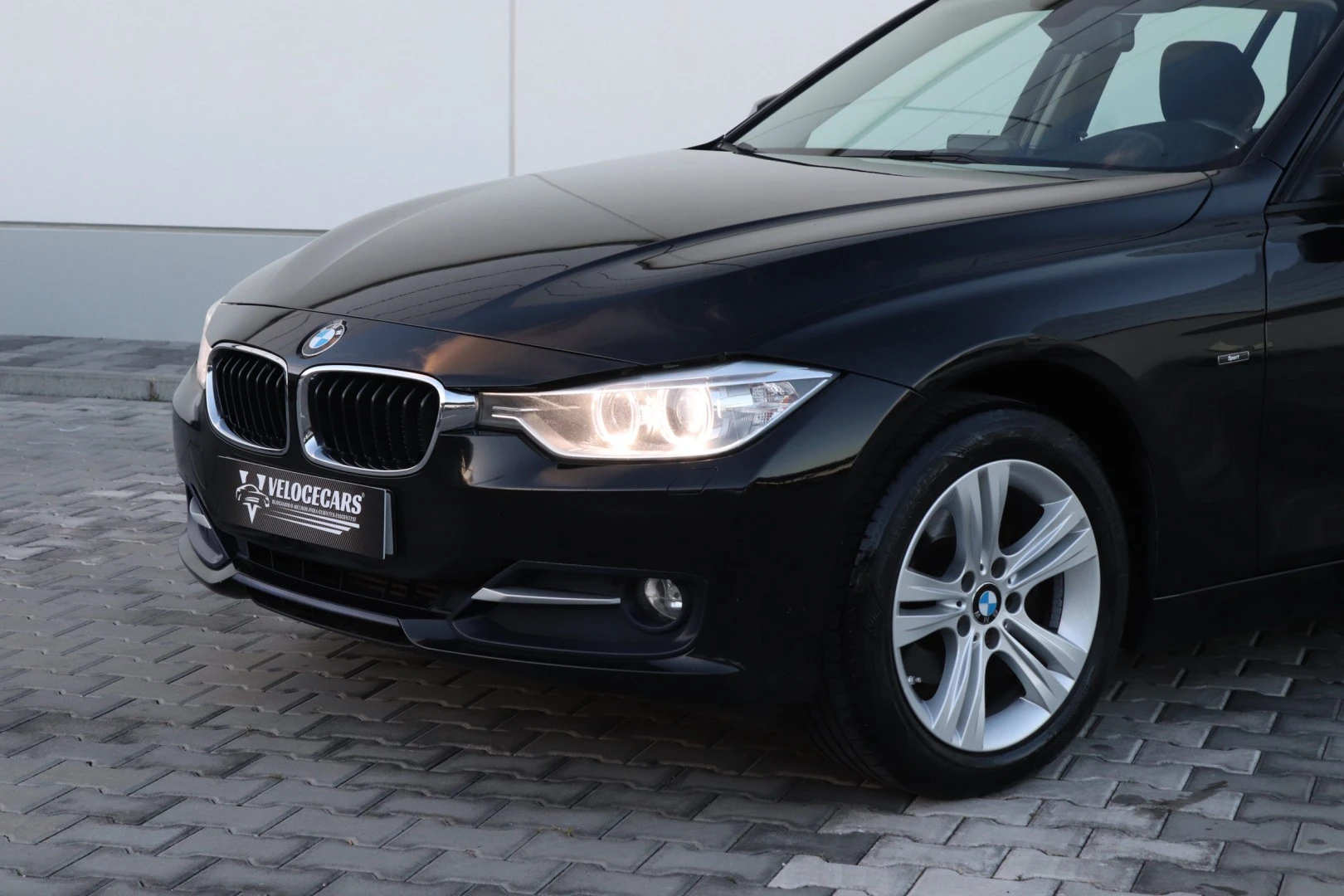 BMW 318 d Touring xDrive Line Sport