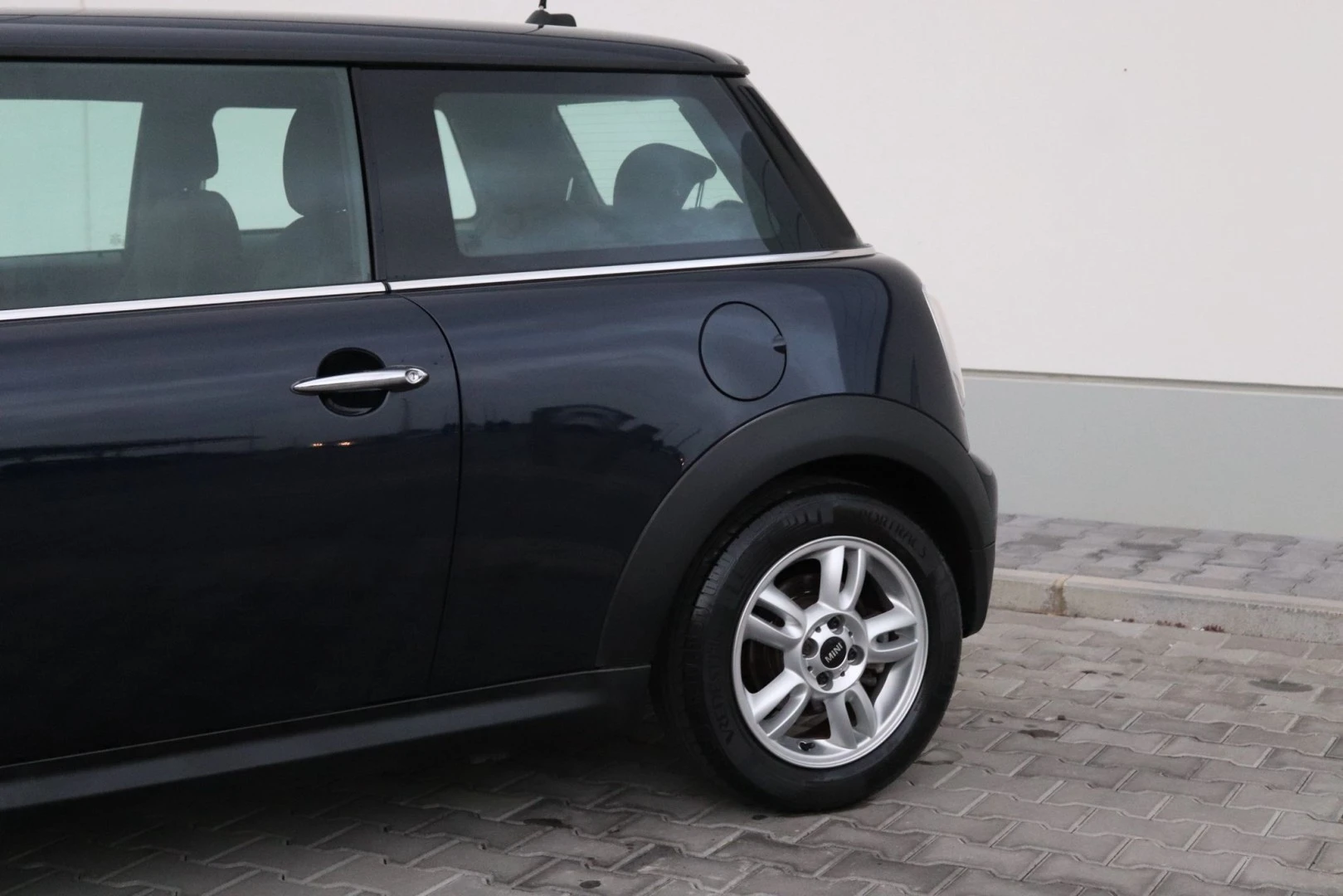 MINI 3 Portas One D