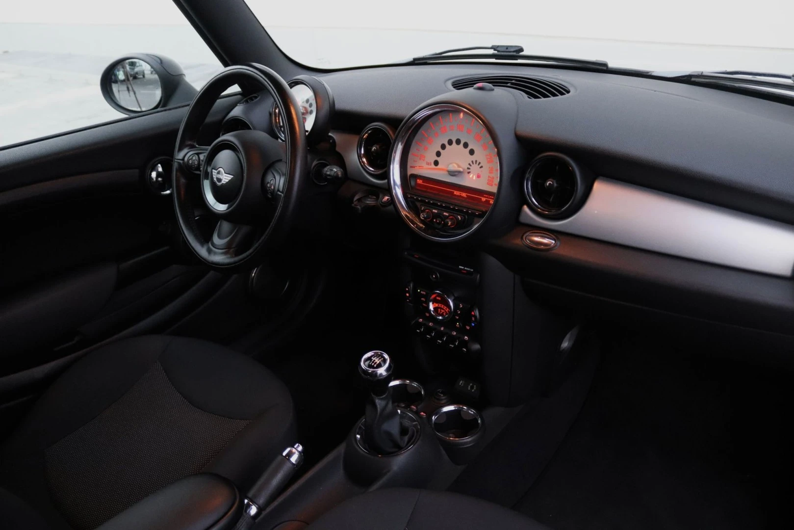 MINI 3 Portas One D