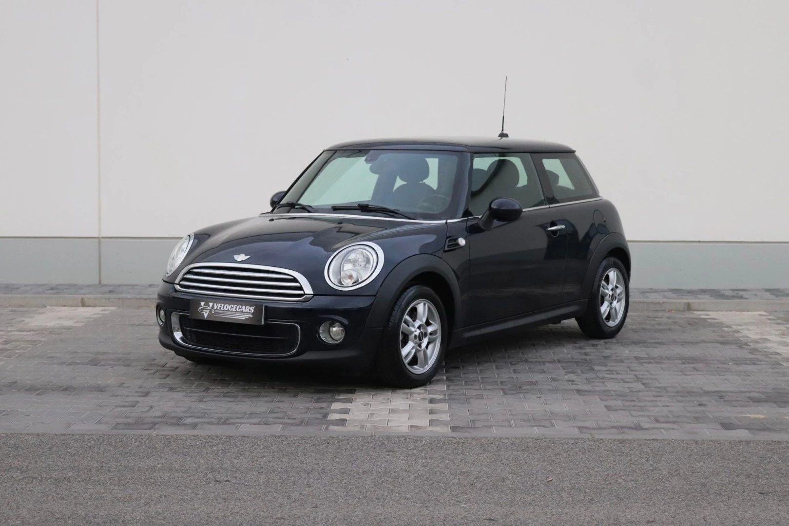 MINI 3 Portas One D